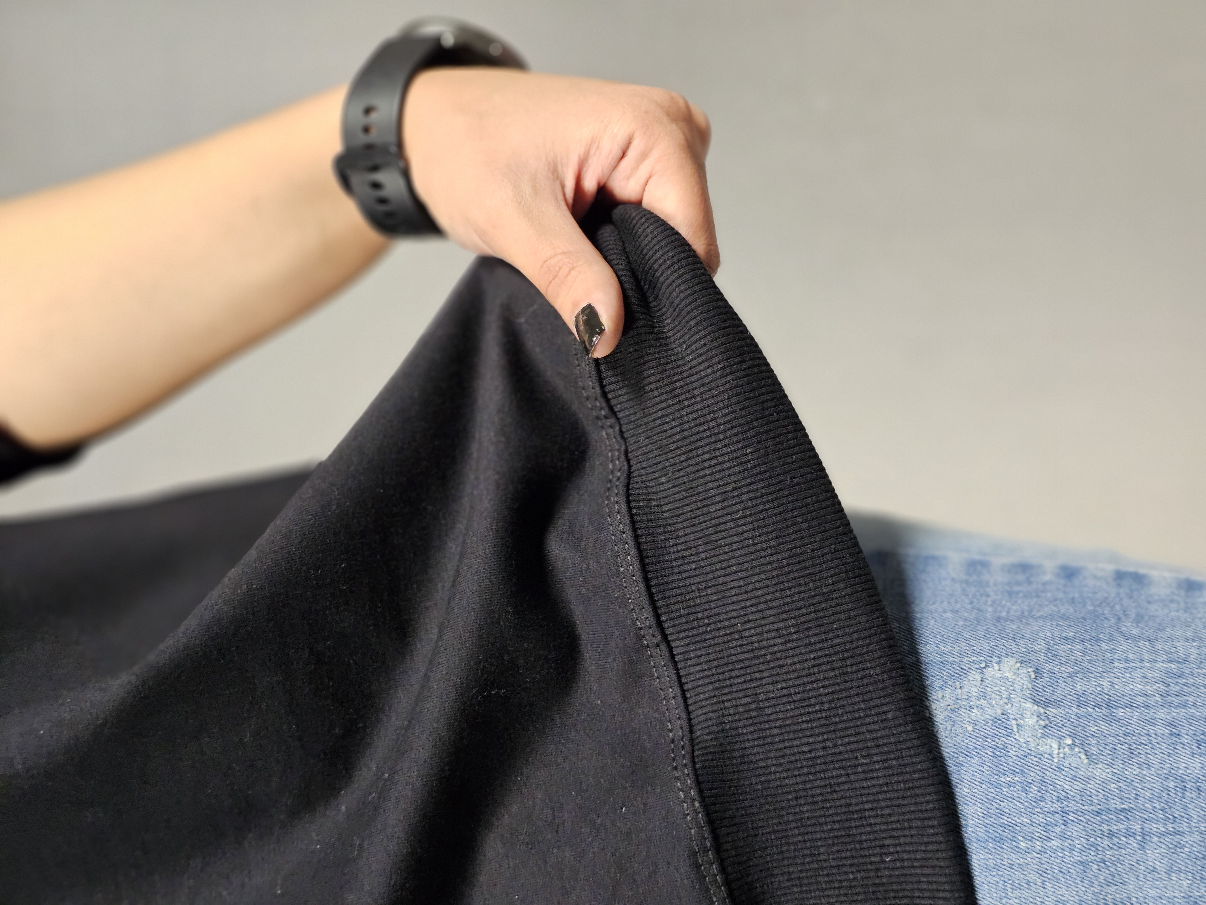 هودی رنگ مشکی