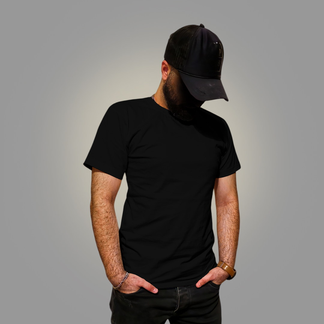 تیشرت رنگ مشکی