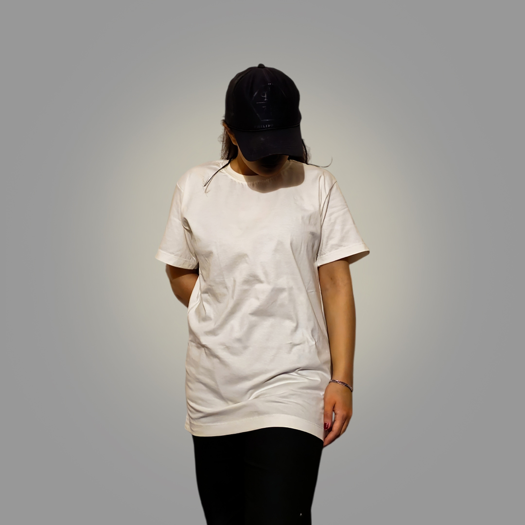 تیشرت رنگ سفید